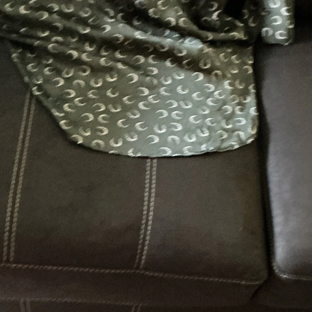 Cato Olive Green Horseshoe Print Blouse - Picture 7 of 7